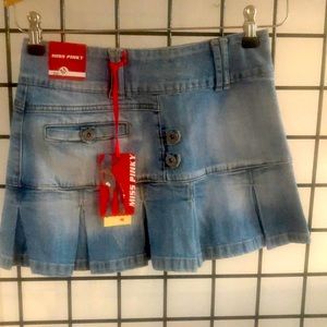 Brand new cute skirt